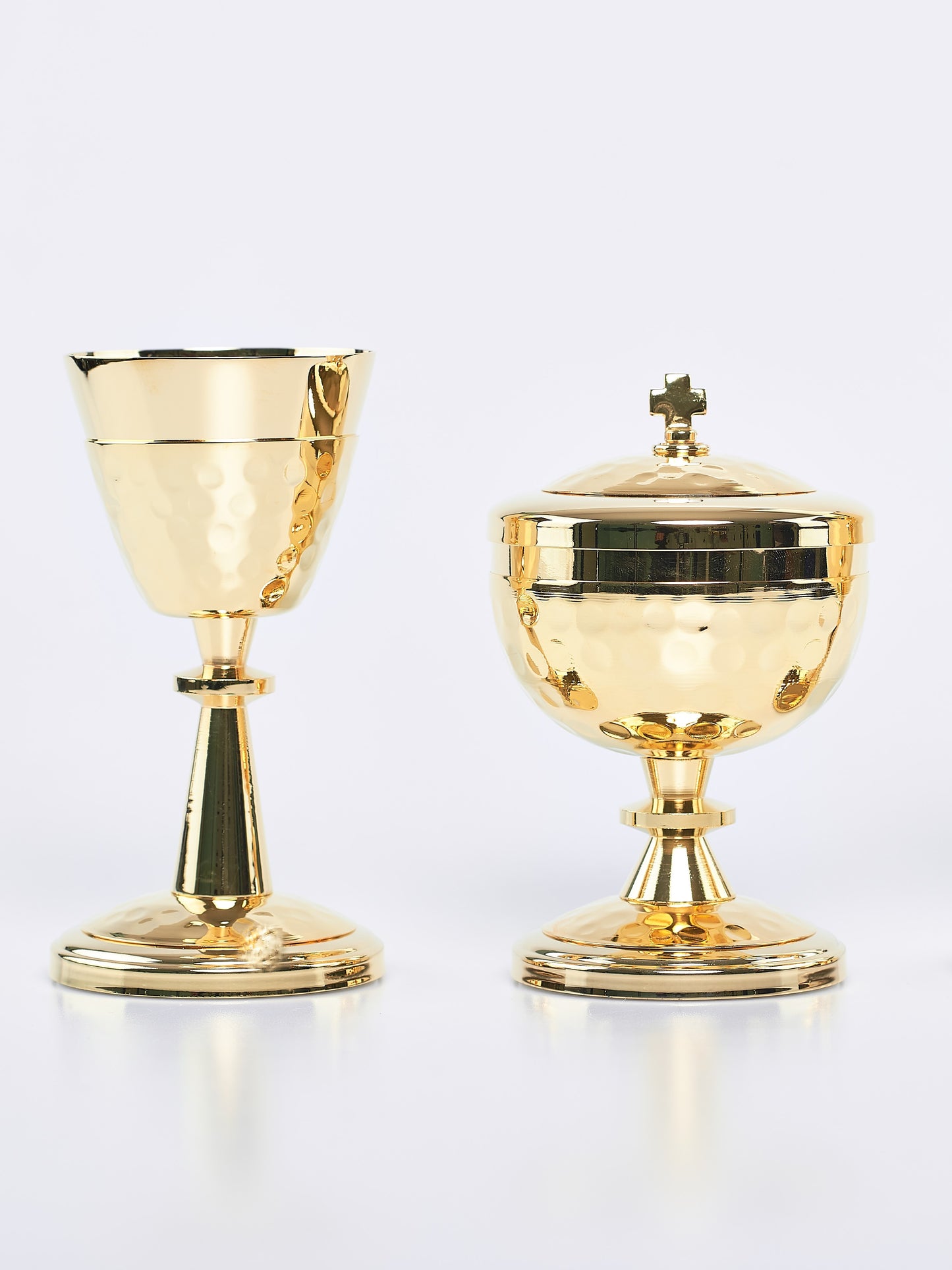 Calice e Pisside in Ottone Dorato