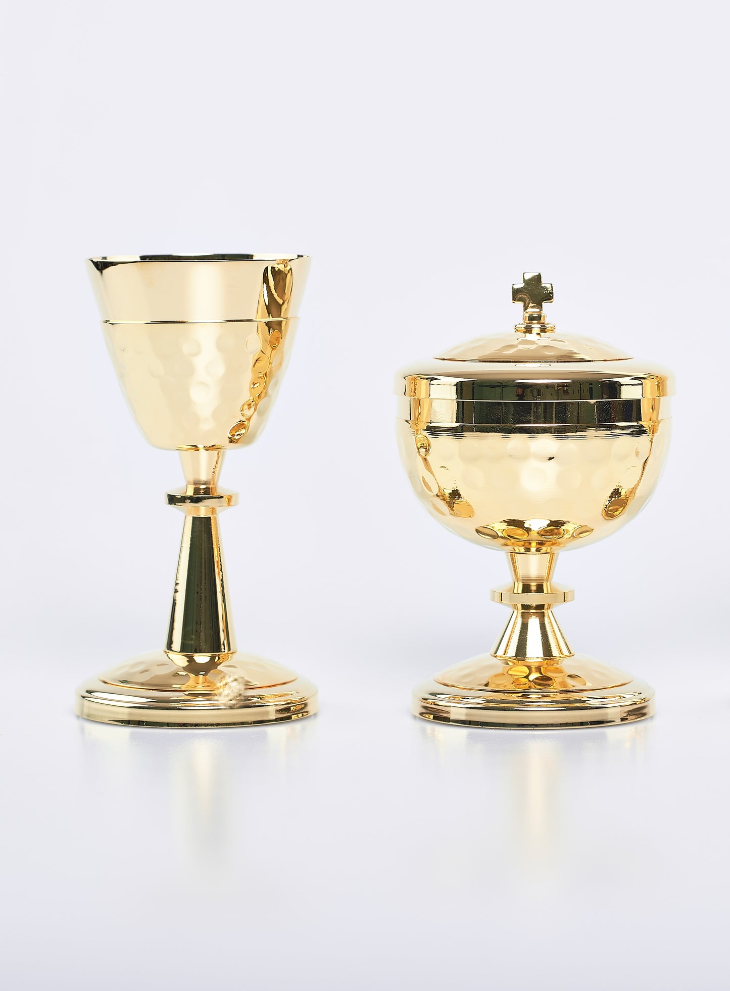 Calice e Pisside in Ottone Dorato