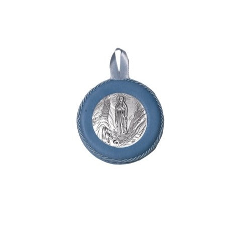 Sopraculla Azzurro in Pelle Tondo con Placca in Argento con Madonna di Lourdes
