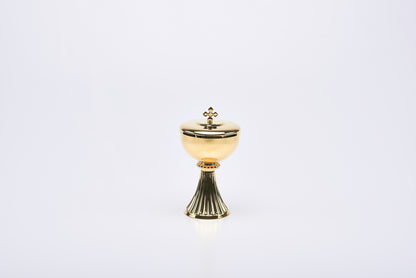 Pisside in Ottone Interamente Dorata Altezza 15,5 Centimetri