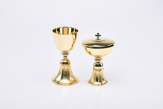 Calice e Pisside in Ottone Dorato