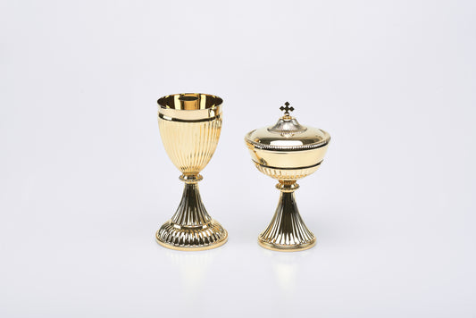 Calice e Pisside in Ottone Dorato