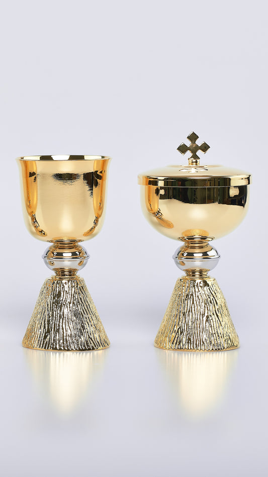 Calice e Pisside in Ottone Dorato