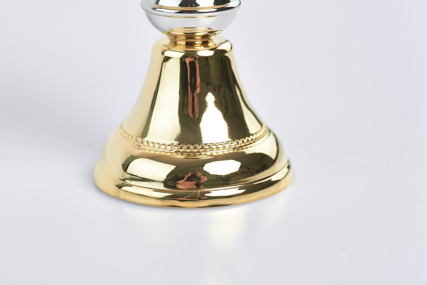 Calice Decorato in Ottone Dorato 11 Centimetri