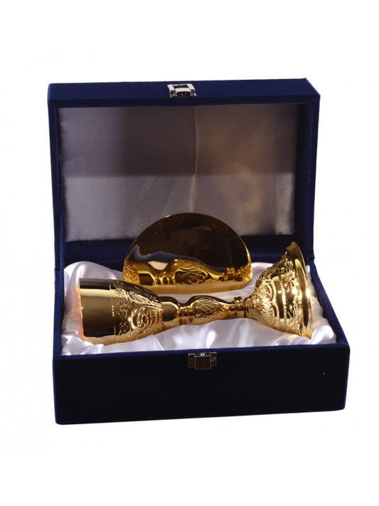 Calice e Patena in Ottone Dorato con Custodia